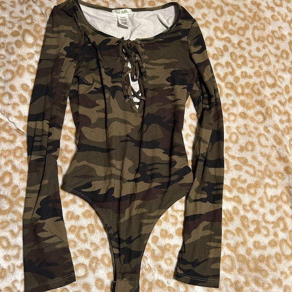 Camo Long Sleeved Bodysuit - Picture 1 of 1